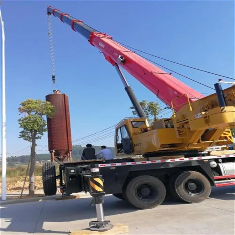 鄱阳县专业吊车租赁多少钱