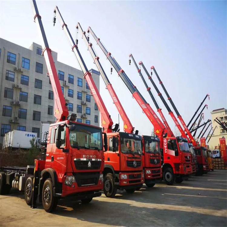 鄱阳县租专业吊车电话