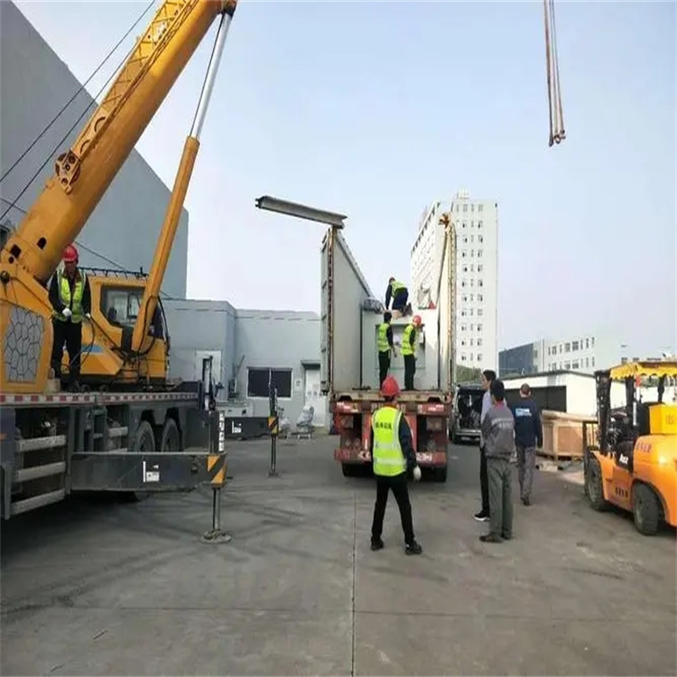 鄱阳县如何找到附近的吊车救援服务