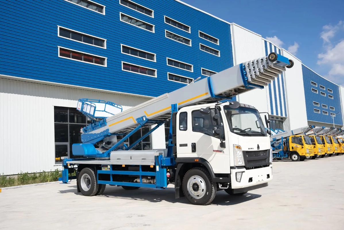 鄱阳县出租云梯车高空作业车 建筑垃圾搬运